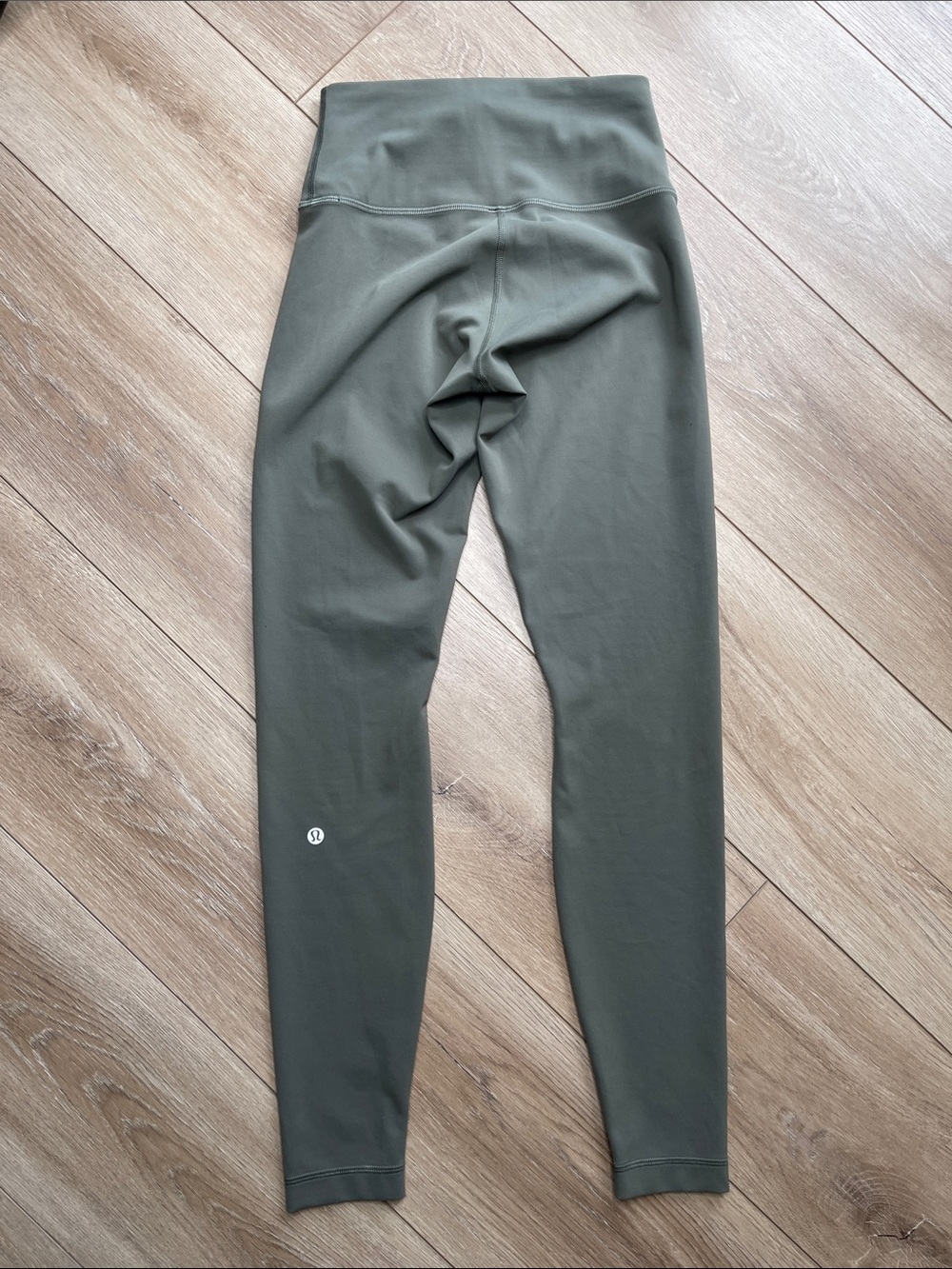 Lululemon Wunder Train Contour Fit High-Rise Tight 28" Color Grey Sage Size 6 - Picture 3 of 12